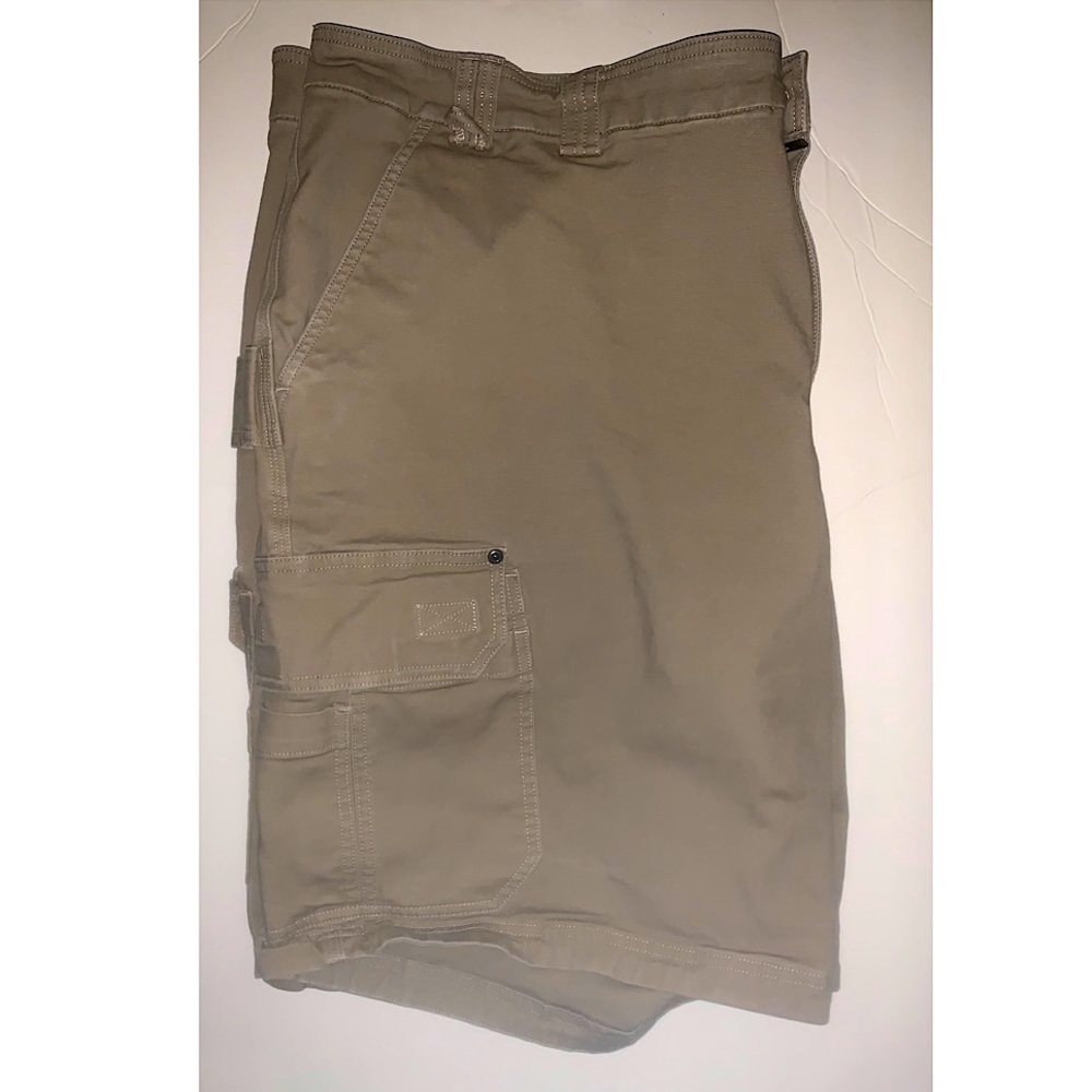 Duluth trading flex fire hose tan khaki shorts extra pockets